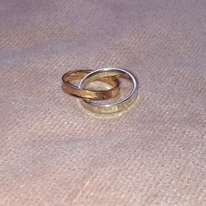 Tiffany & Co. Interlocking Ring Gold & Silver